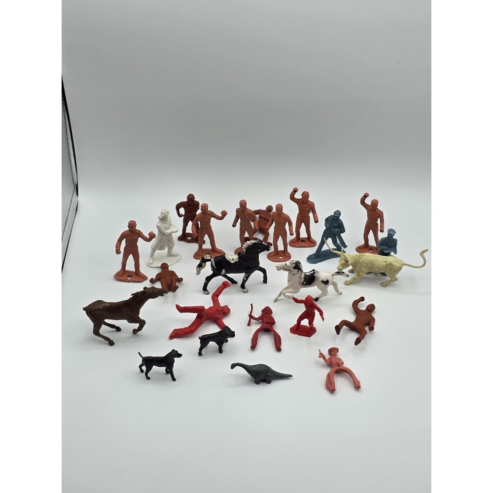 Vtg MPC Marx & Other Ring Hand Horse Figures Dinosaur Dog Indian Soldier Men Lot
